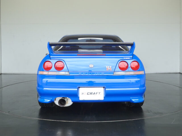 18スカイライン GT-R Vspec LMリミテッド チャンピオンブルー BCNR33-023735　1998万円