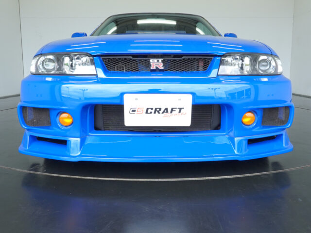 18スカイライン GT-R Vspec LMリミテッド チャンピオンブルー BCNR33-023735　1998万円