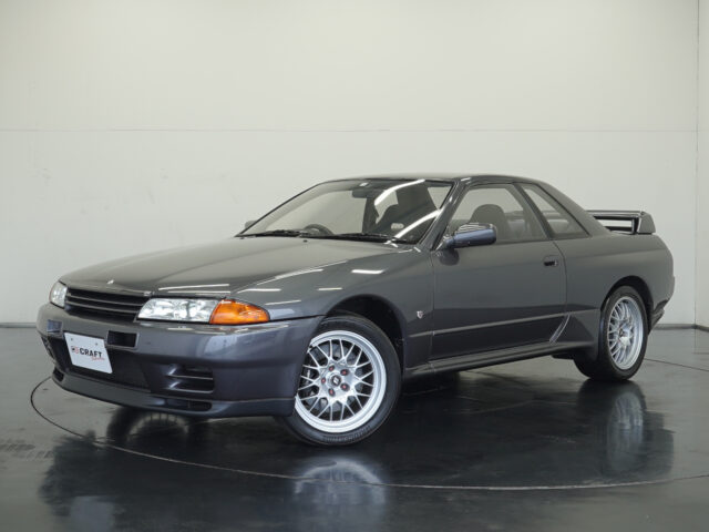 スカイラインGT-R VspecⅡ　ガングレーメタリック　BNR32-310428　1698万円