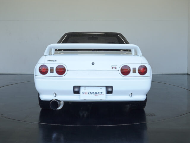 スカイラインGT-R　クリスタルホワイト　BNR32-311724　828万円