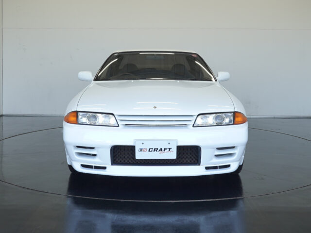 スカイラインGT-R　クリスタルホワイト　BNR32-311724　828万円