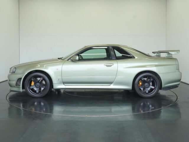 スカイラインGT-R　Ｍスペックニュル　ミレニアムジェイド　BNR34-403771　5000万円