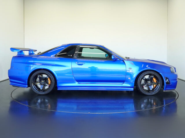 ⑦NISSAN Skyline GT-R VスペックⅡ CRS仕様 BNR34-400077