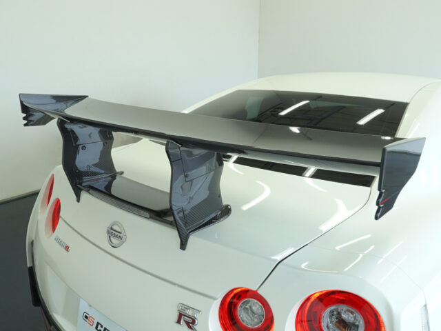 ⑧NISSAN GT-R NISMO MY15 N Attack Package Bkit R35-070770