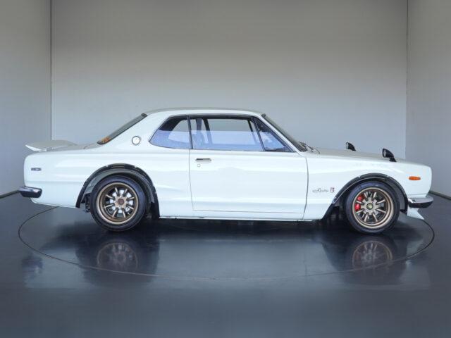 ②NISSAN スカイライン2000GT-R ハコスカ