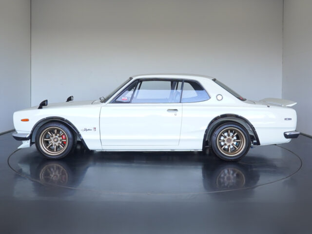 ②NISSAN スカイライン2000GT-R ハコスカ